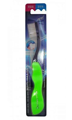 EQ Maxon Travel Toothbrush Складная зубная щетка со сверхтонкой щетиной (средней жесткости) 1шт