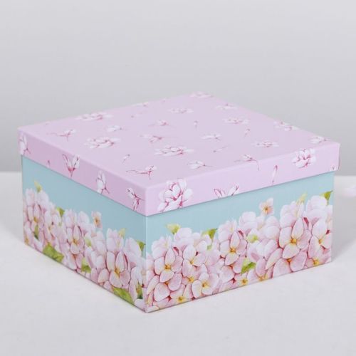 Подарочная коробка "Нежность. Цветы" 20 х 20 х 11 см