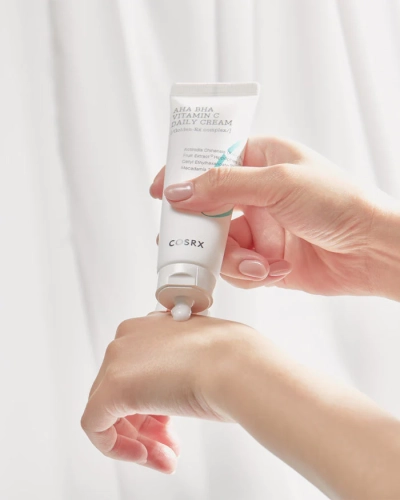 Cosrx Refresh AHA BHA Vitamin C Daily Cream Крем для лица с витамином С 50мл фото 2
