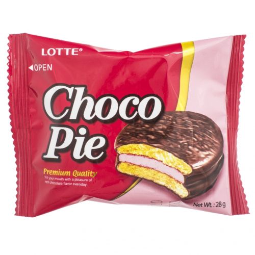 Lotte Choco Pie Пирожные в шоколадной глазури со вкусом клубники 1шт