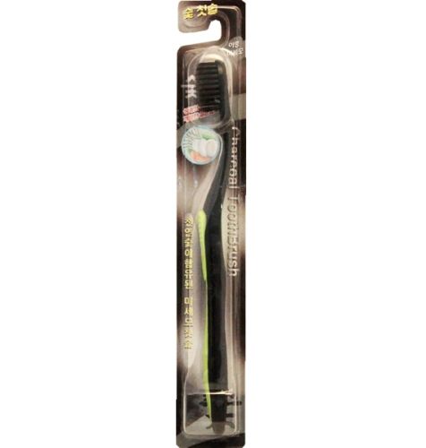 EQ Maxon Charcoal Toothbrush Зубная щетка с древесным углем (средней жесткости) 1шт