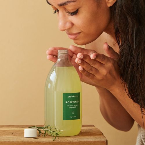 Aromatica Rosemary Scalp Scaling Shampoo Шампунь для укрепления и эластичности с розмарином 180мл фото 4