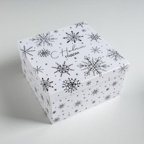 Подарочная коробка "White NY" 20х20х11 см