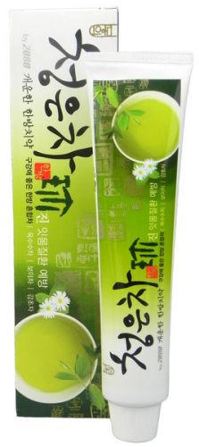 Kerasys Восточный чай Зубная паста для здоровья десен с экстрактами чая и лечебных трав 130г